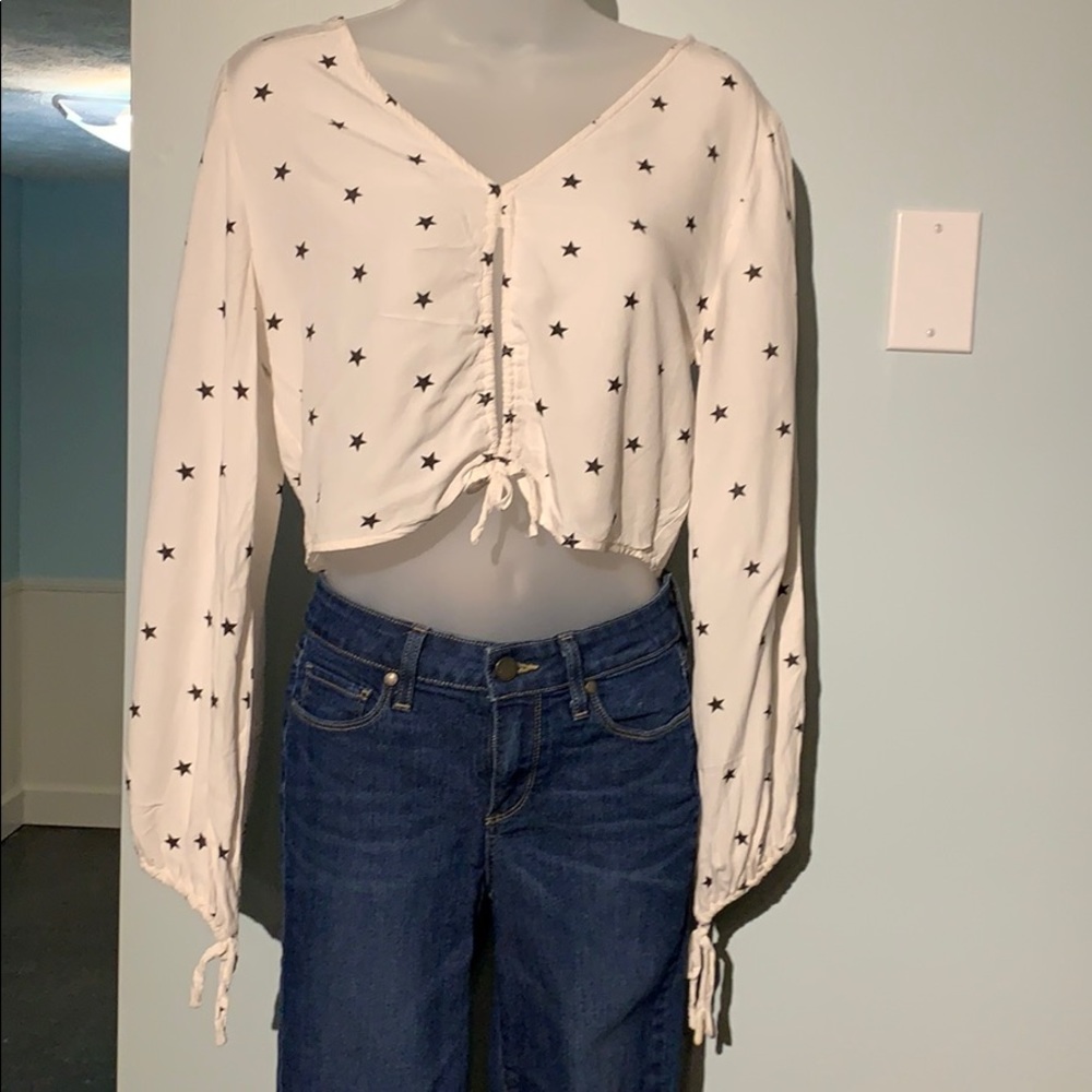 Crop top/Stars/urban outfitters